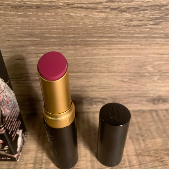 Too Faced La Matte Pitch Perfect - Picture 2 of 4